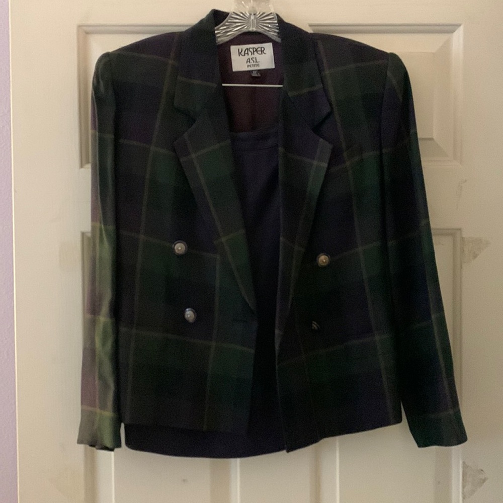 2 piece suit set with skirt size 6P